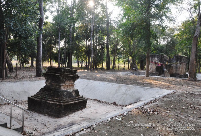 โบราณสถานดอนธาตุ